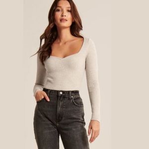 Abercrombie & Fitch Women’s Long Sleeve Sweetheart Sweater Ribbed Bodysuit Large